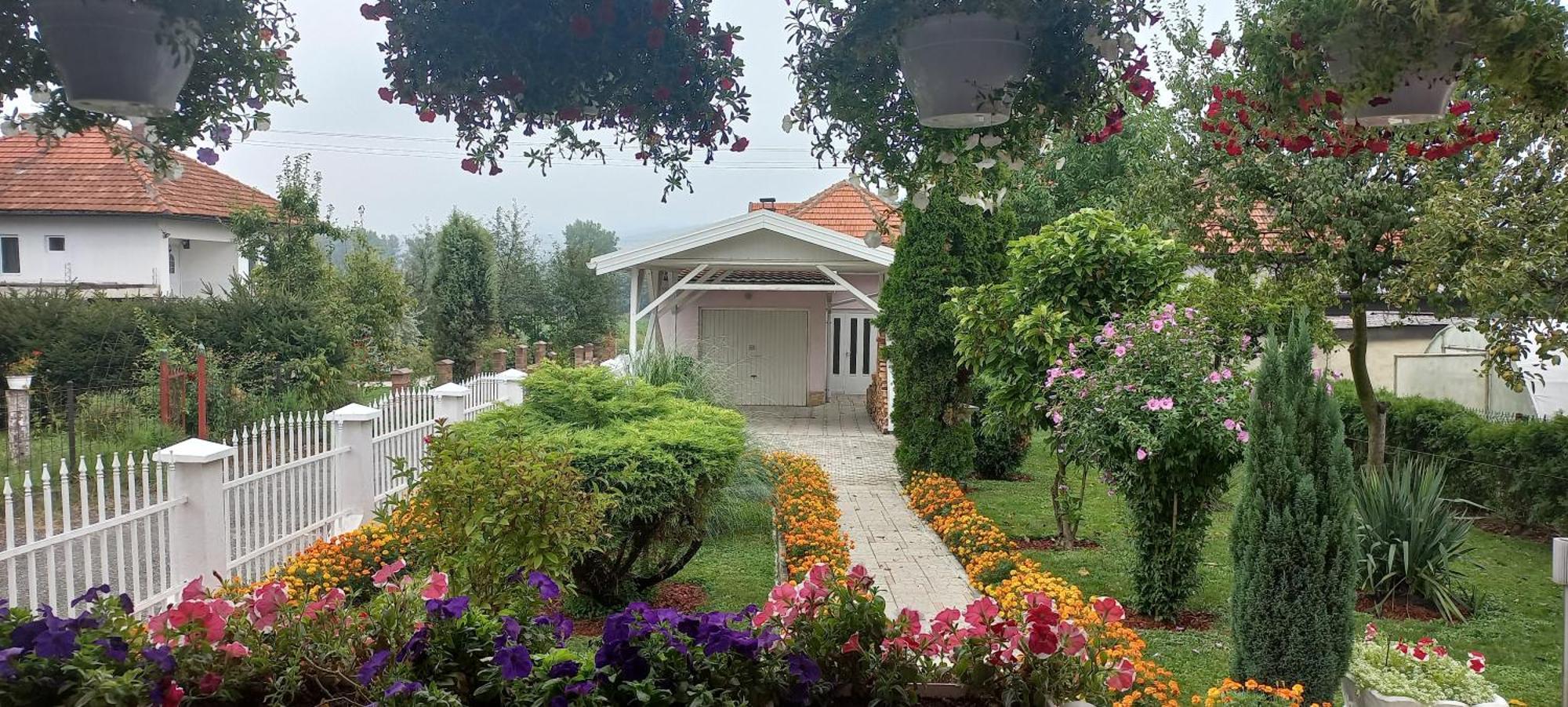 Holiday Home Peaceful Retreat Високо Экстерьер фото